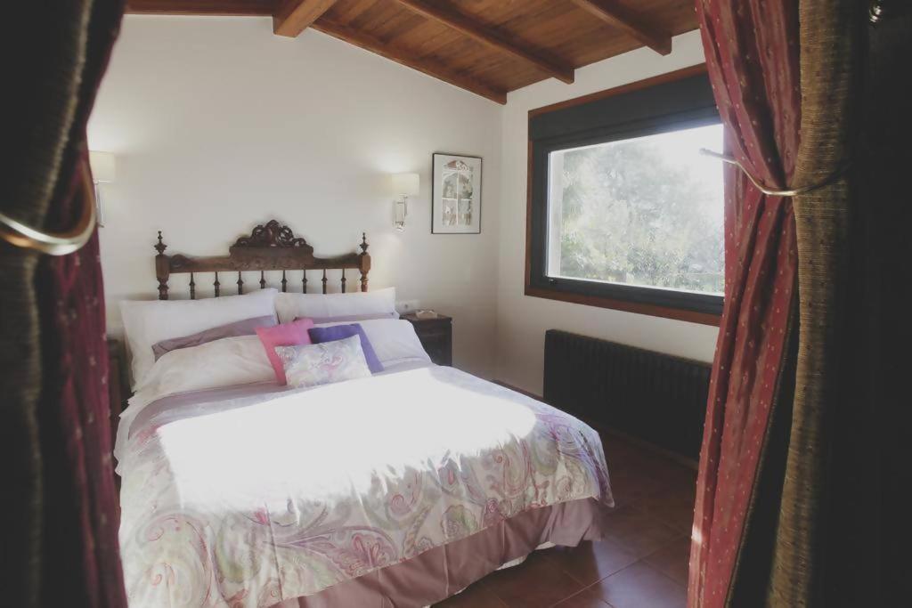 منزل الضيف سانتياغو دي كومبوستيلا  في Casa De Afora Casa Con Piscina Y Jacuzzi Privados المظهر الخارجي الصورة