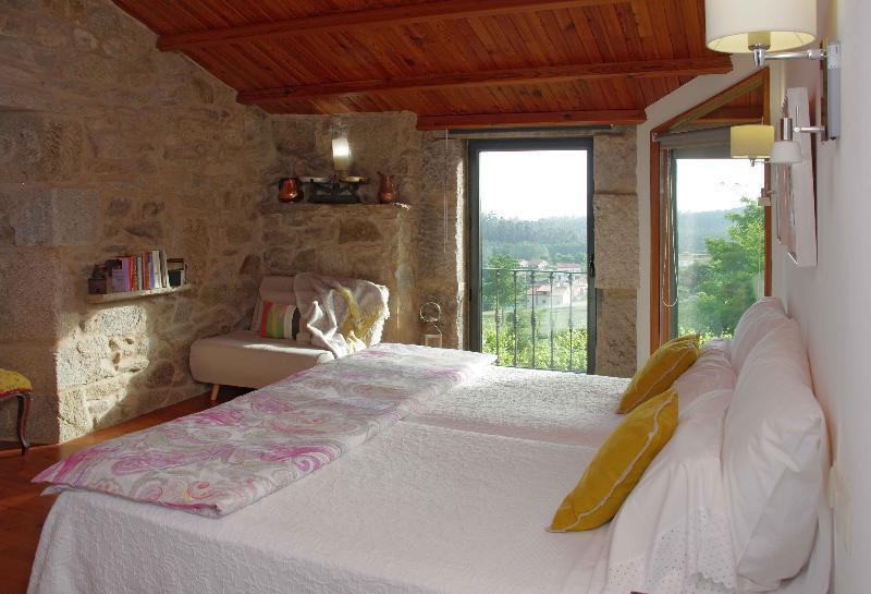 منزل الضيف سانتياغو دي كومبوستيلا  في Casa De Afora Casa Con Piscina Y Jacuzzi Privados المظهر الخارجي الصورة